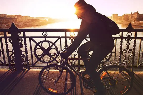 5 gute Gründe, mit Fahrrädern zur Arbeit zu gehen